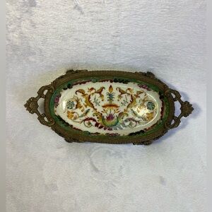 Antique Hua Rong Tang Zhi Porcelain & Ornate Bronze Footed Floral Tray 8”